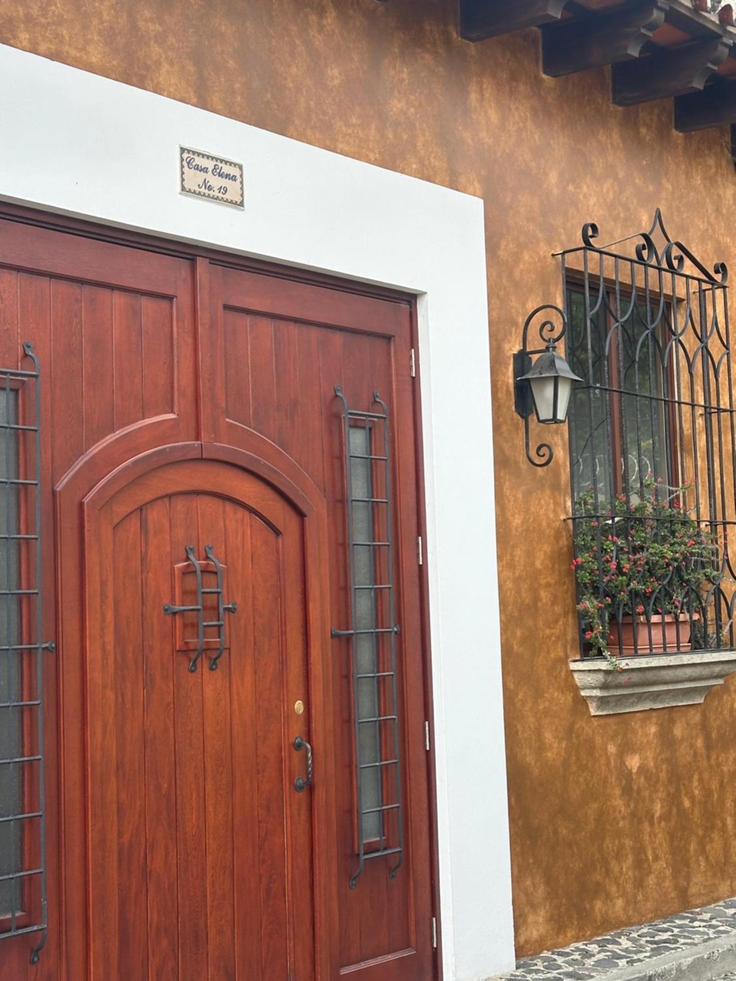 לינה וארוחת בוקר אנטיגואה גואטמלה Casa Elena מראה חיצוני תמונה