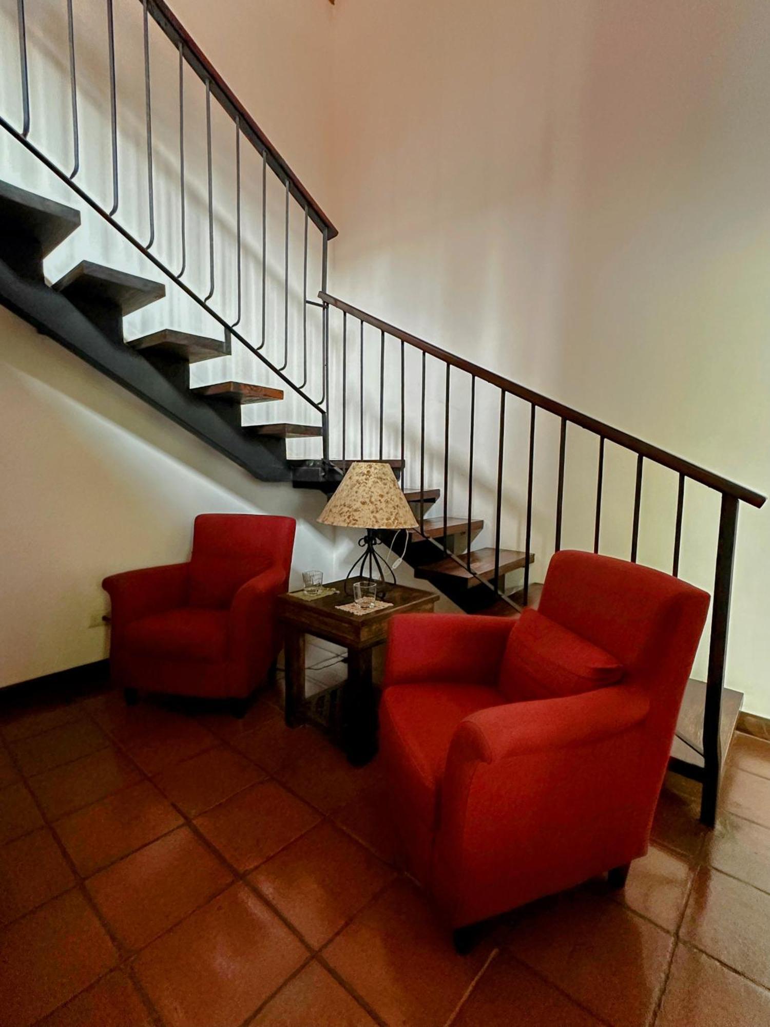 לינה וארוחת בוקר אנטיגואה גואטמלה Casa Elena מראה חיצוני תמונה