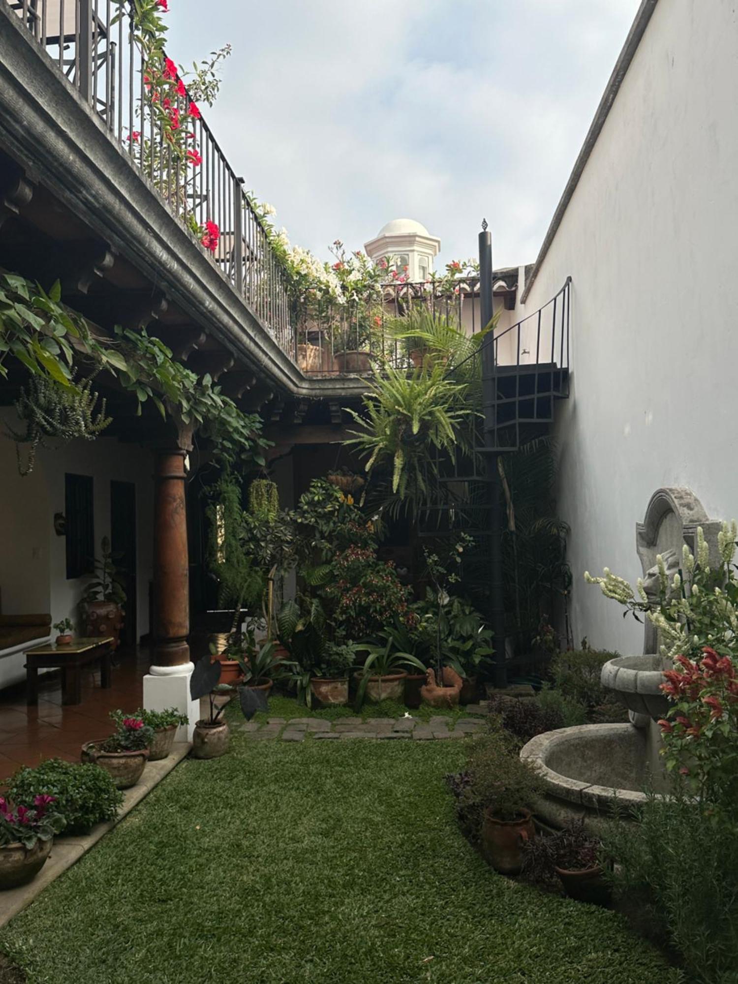 לינה וארוחת בוקר אנטיגואה גואטמלה Casa Elena מראה חיצוני תמונה